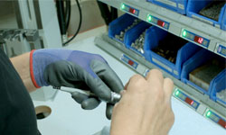 Pick to Light for assembly stations